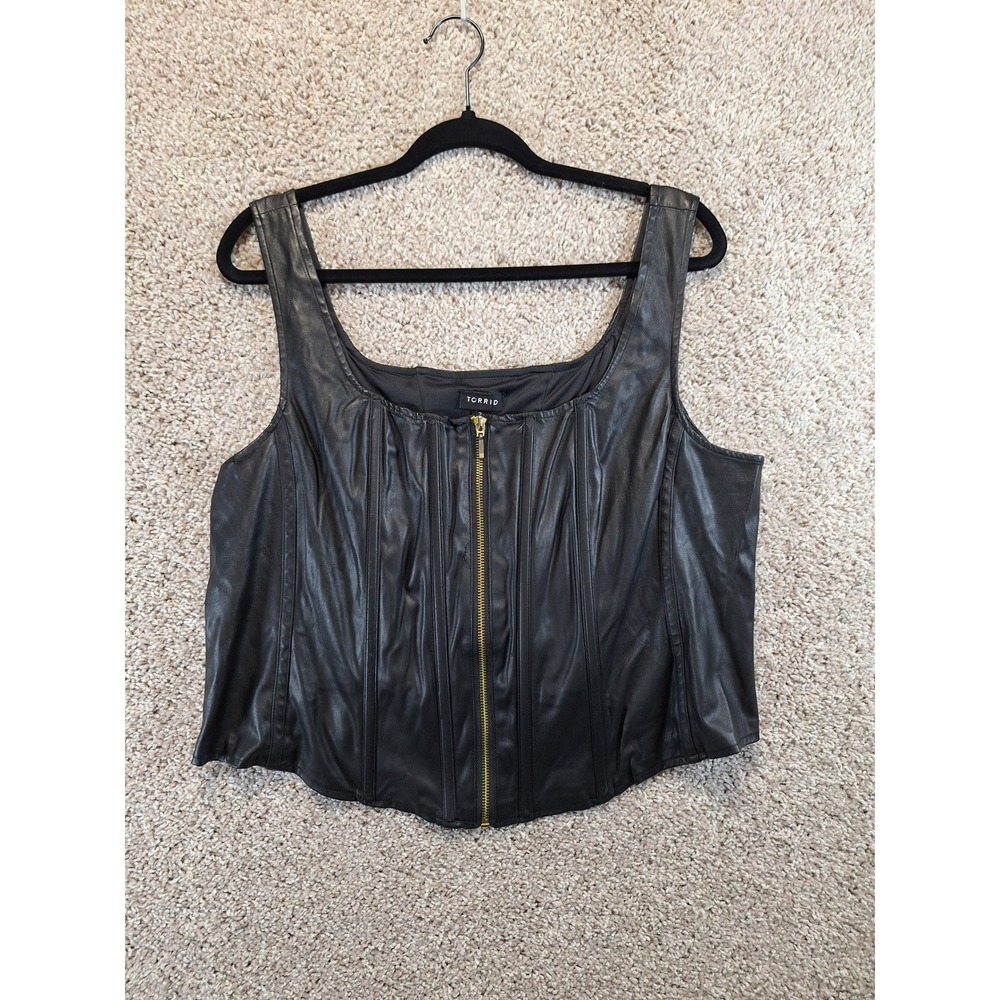 Torrid Corset Top Womens 2 Black Faux Leather Zip Front Biker Goth Edgy Grunge